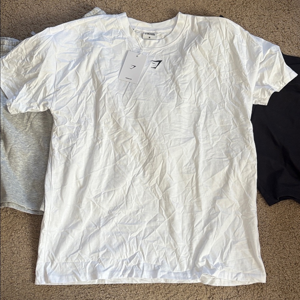 Gymshark bundle - Picture 2 of 7
